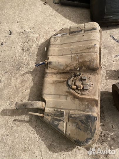 Бензобак на Ваз 2110-2112
