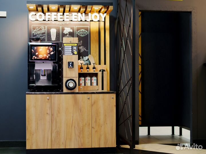 Кофейня самообслуживания на базе Jetinno JL24