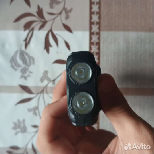 Телефон Bq tank power