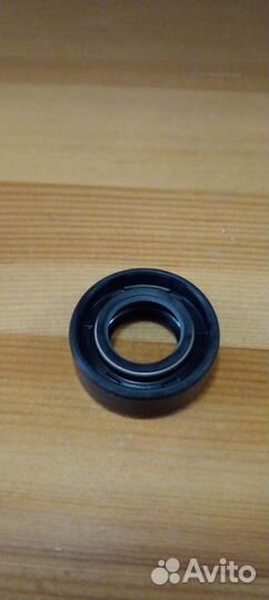 Сальник гребного вала Tohatsu/Mercury 4/5/6 16130