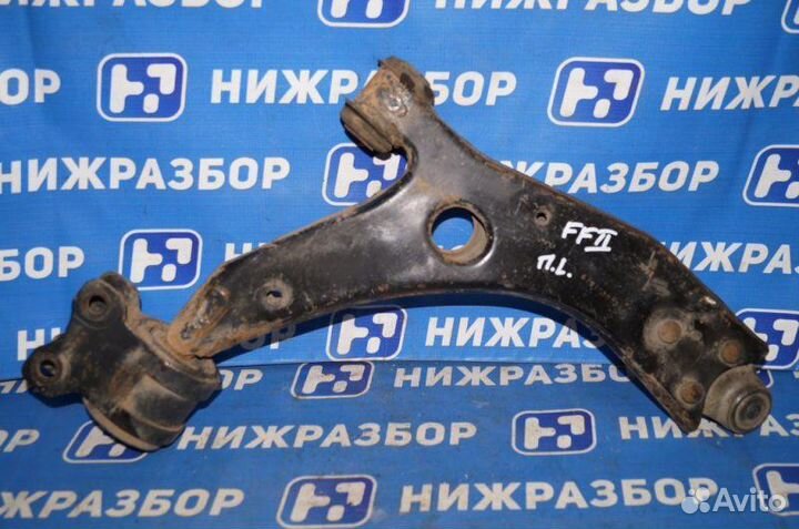Рычаг передний левый Ford Focus 2 седан 1.6L