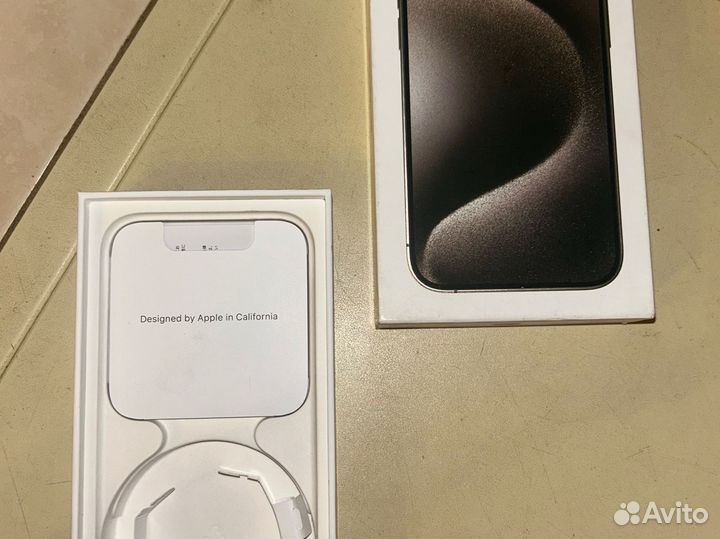 Коробка от iPone 15 pro (256)