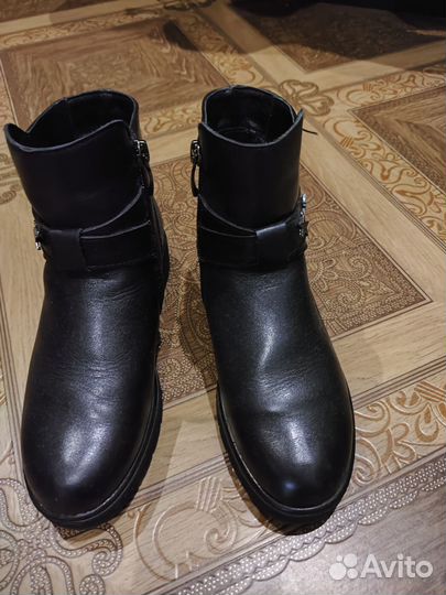 Ботинки демисезонные для девочки 33