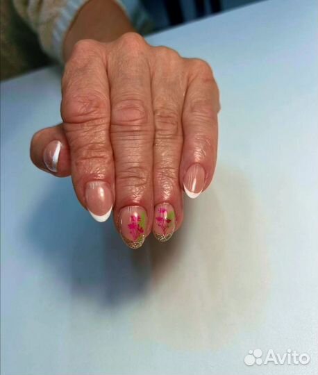 Наращивание ногтей