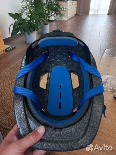 Детский новый велошлем B'twin из Дэкатлона