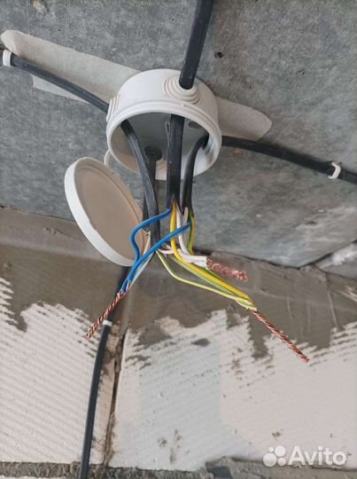 Услуги электрика \ Мастер на час