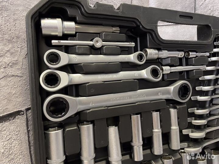 Набор инструментов «Молоток»