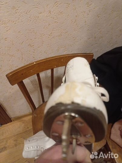 Коньки фигурные 33 размер