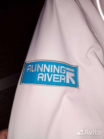 Горнолыжная куртка женская 48 50