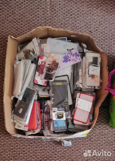 Чехлы на разные модели телефонов. 430 шт