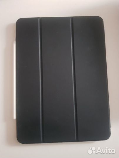 Планшет Apple iPad Pro 11