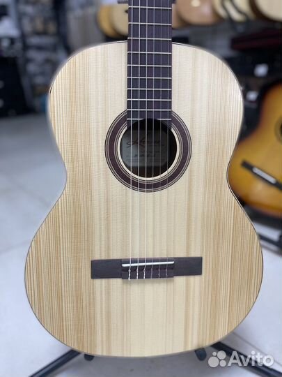 Гитара классическая Kremona S65C-GG Sofia Soloist