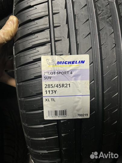 Michelin Pilot Sport 4 SUV 285/45 R21