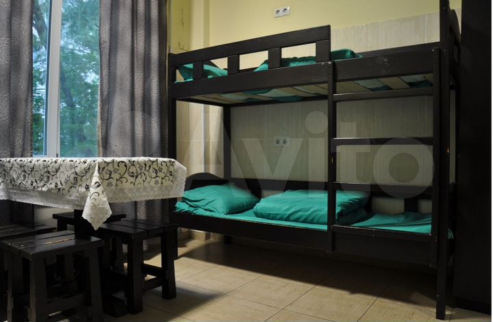 Комната 40 м², 2/2 эт.