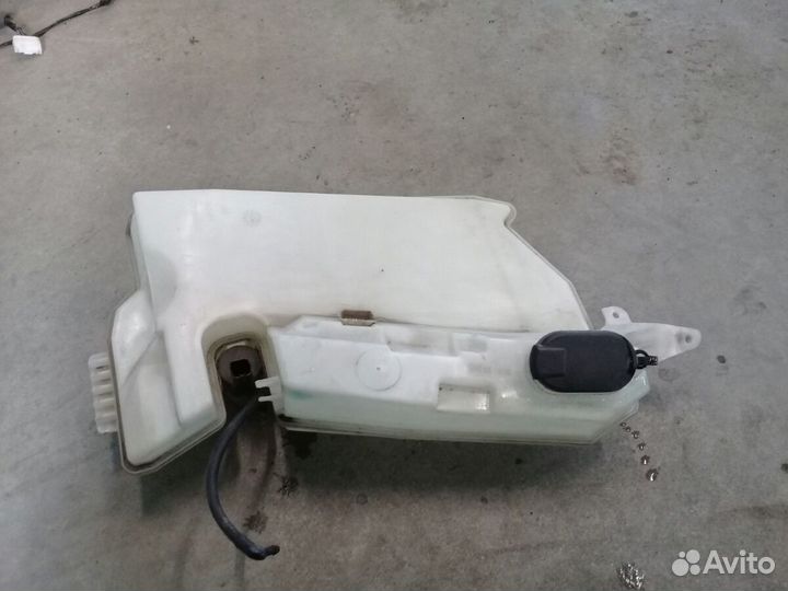 Бачок омывателя Nissan Almera G 15