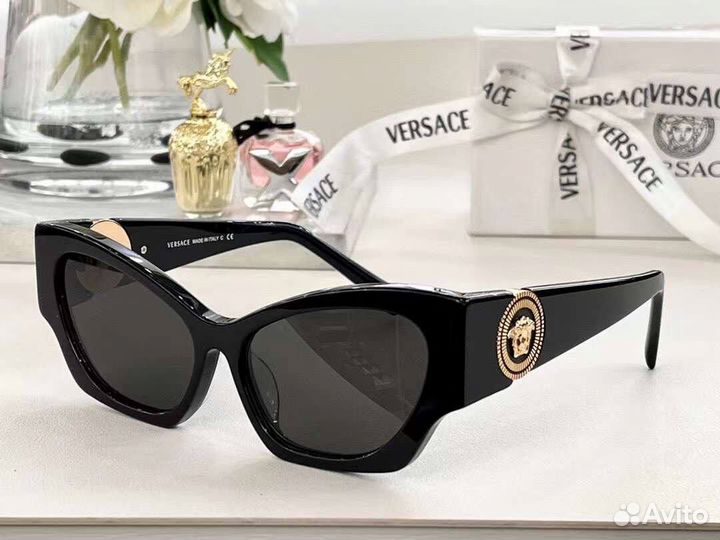 Очки Versace