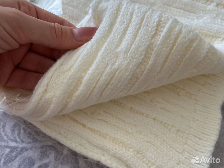 Набор шарф и варежки новые