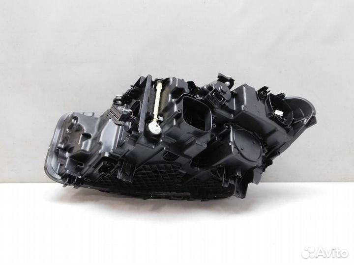 Фара правая BMW 5-Series/M5