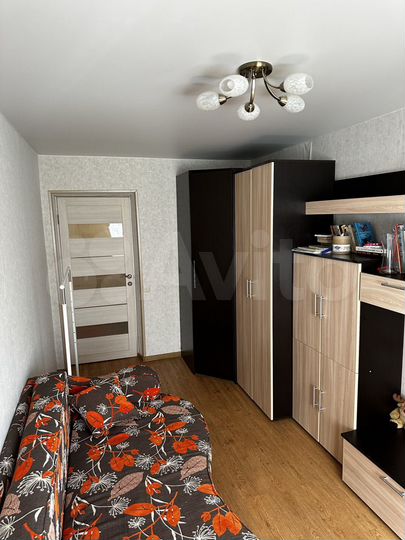 2-к. квартира, 51 м², 1/5 эт.