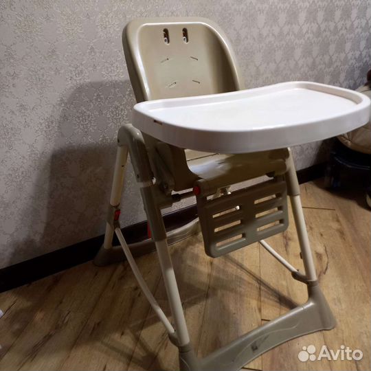 Стул для кормления