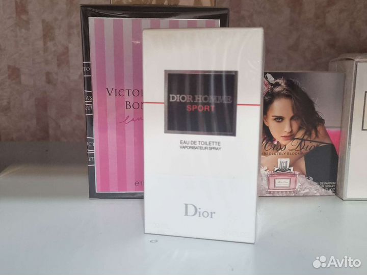 Подарки мужчинам парфюм