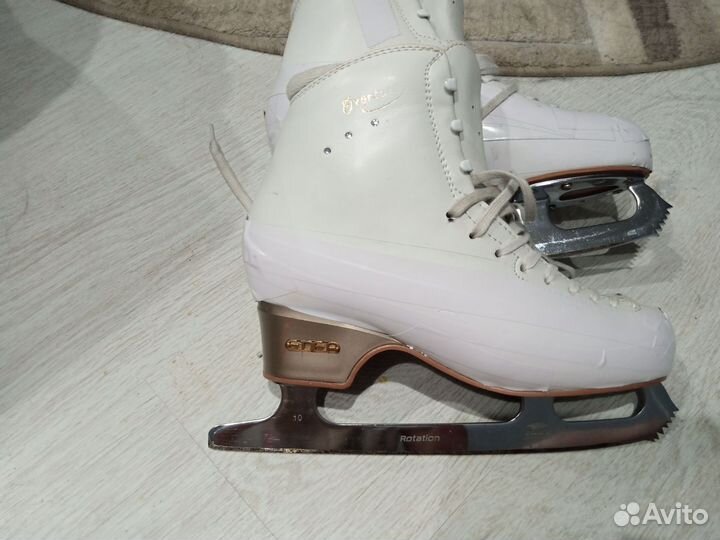 Фигурные коньки edea 270