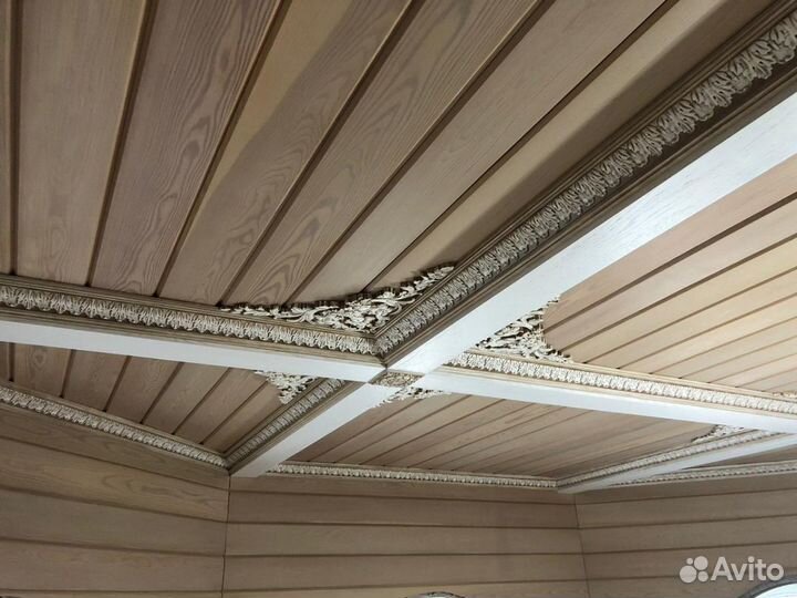 Преподаватель работы на станках с чпу