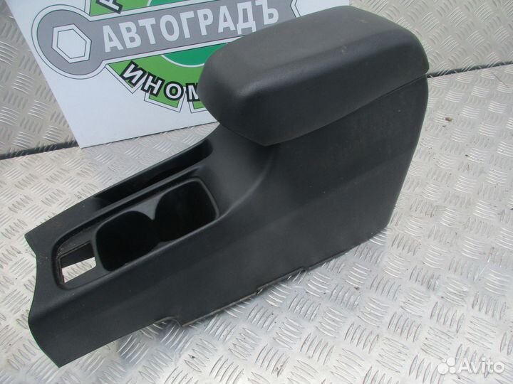 Подлокотник под кожу Лансер 9