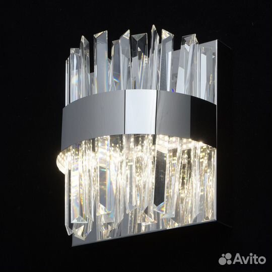 Шикарный настенный светильник Аделард MW-light