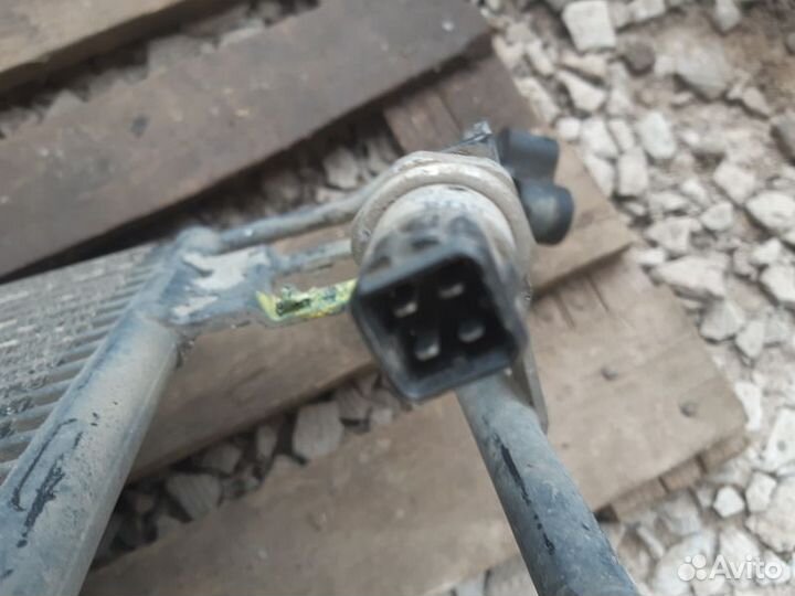 Радиатор кондиционера Volkswagen Passat