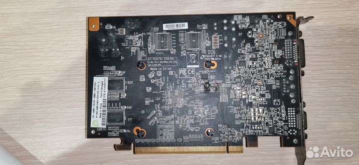 Видеокарта Radeon 4650 512Mb