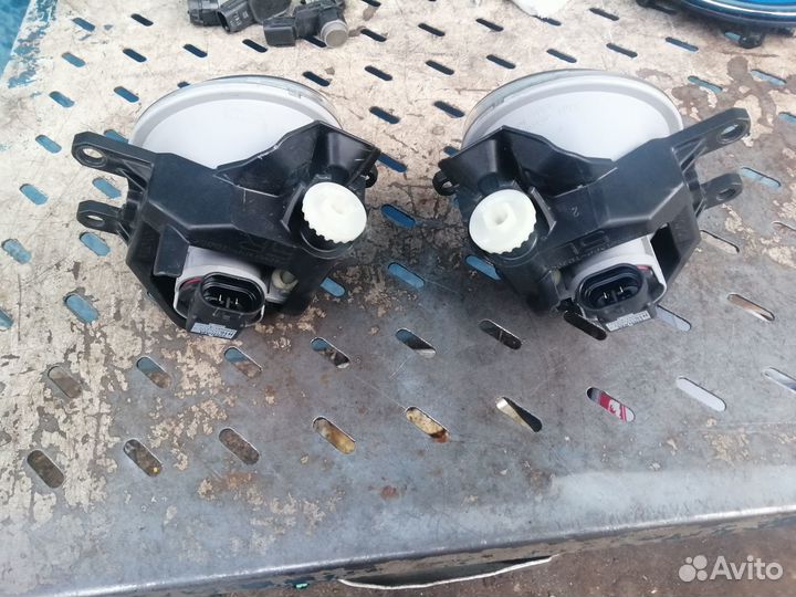 Птф передние Toyota RAV4 XA50