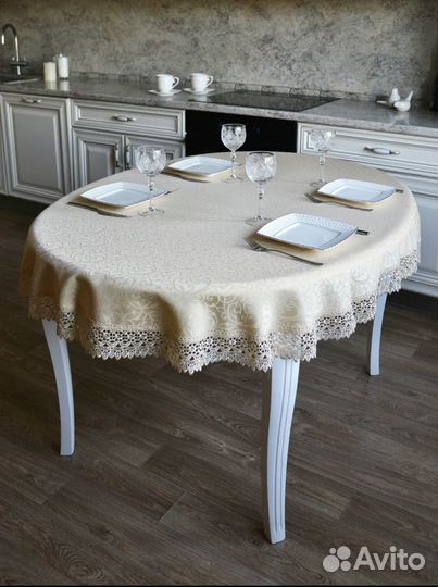 Скатерть на овальный стол