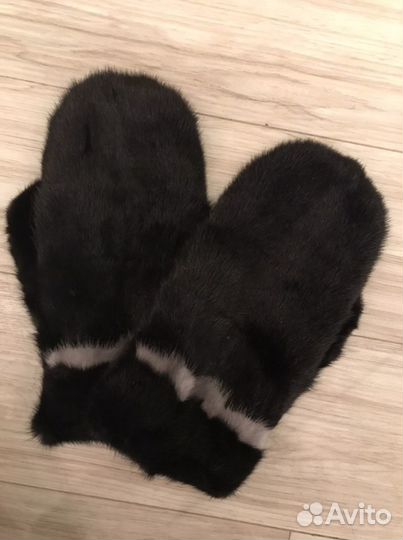 Норковые перчатки