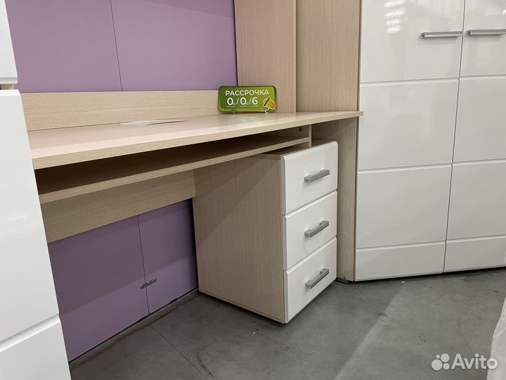 Компьютерный стол