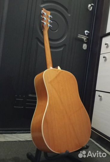 Акустическая гитара yamaha f370