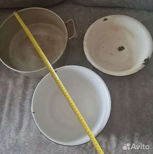 Сковорода цыпленка табака СССР и другая посуда