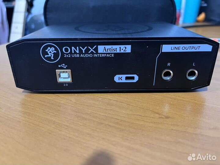 Mackie Onyx artist 1 2