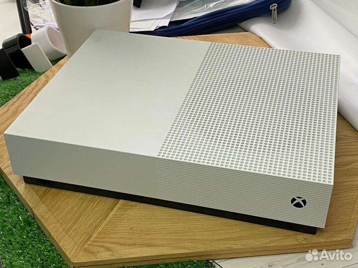 Xbox One s 1tb