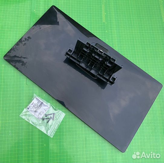 Подставка lg 42LK551 + винты