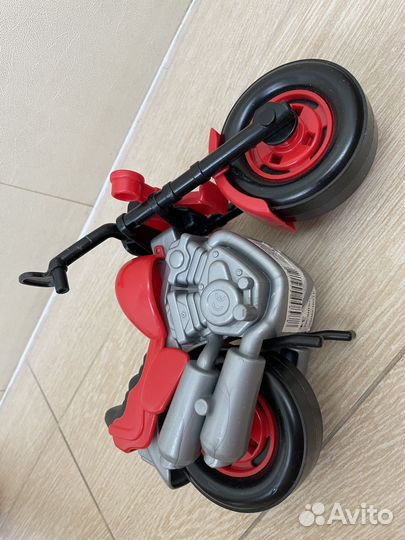 Игрушечный мотоцикл. Полесье