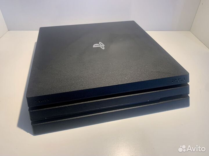 Playstation 4 pro 1tb 7108 / ps4 pro