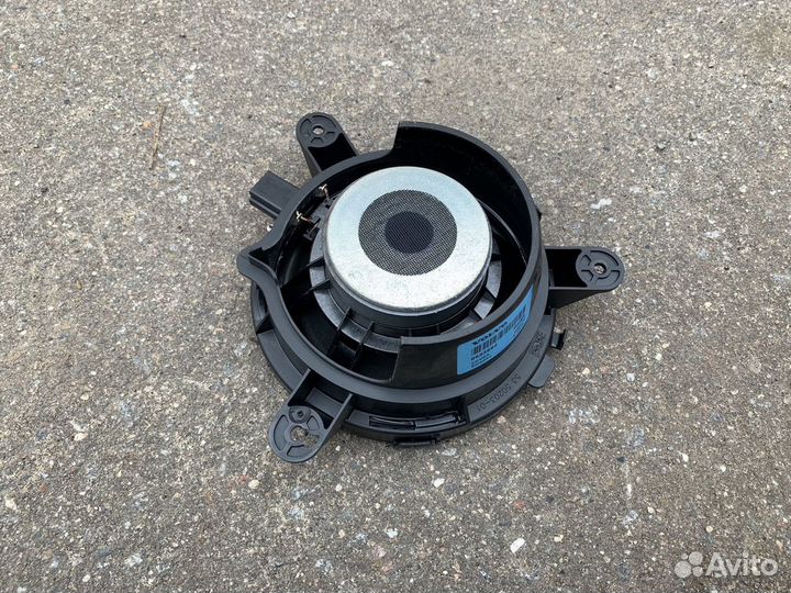 Volvo XC90 динамик задний