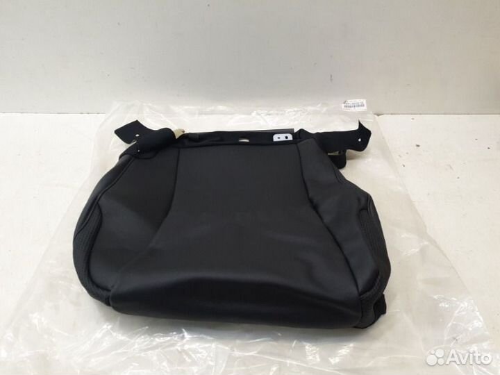 Обивка сидения передняя правая Toyota Land Cruiser