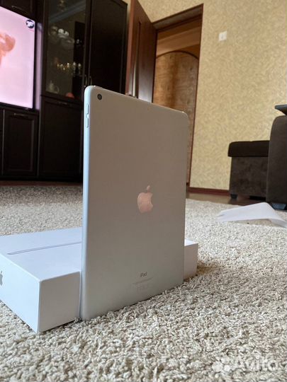 iPad (9-го поколения), емкость 256 гб
