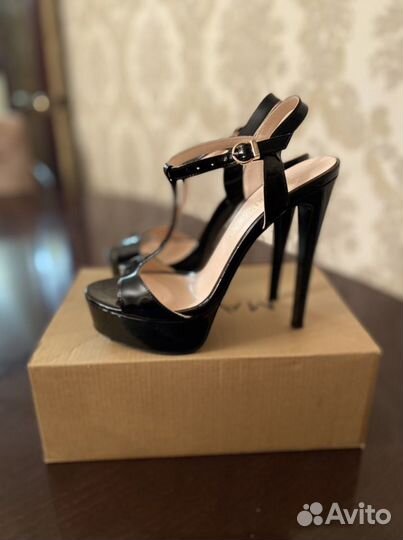 Босоножки женские 36 размер