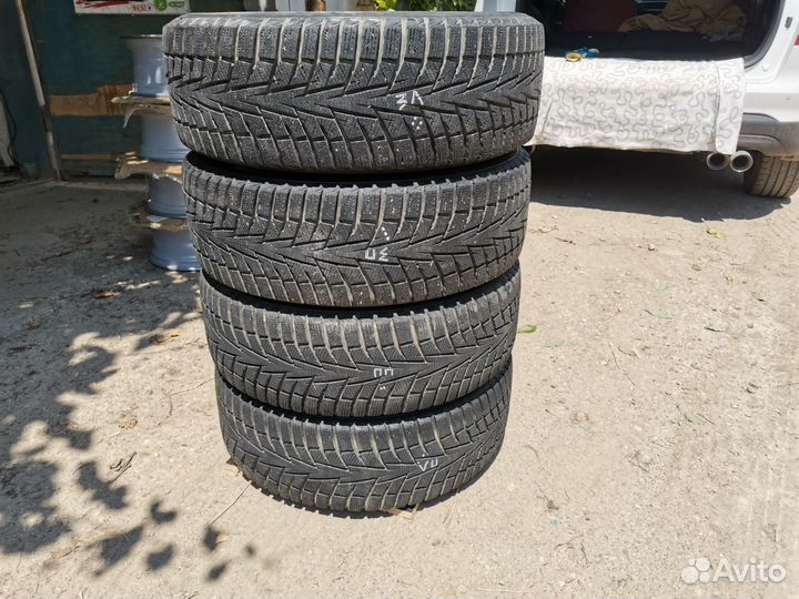Hankook Winter I'Cept X RW10 225/60 R17 99T