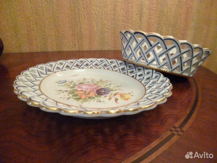 Овальная тарелка и сухарница. Севр. Франция