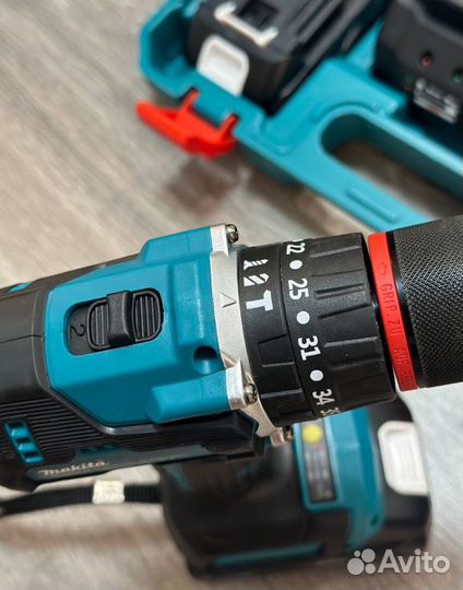 Бесщеточный ударный дрель-шуруповерт Makita 24V