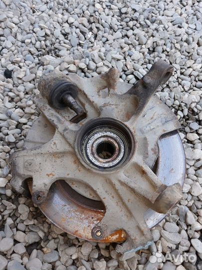 Поворотный кулак Mercedes w163